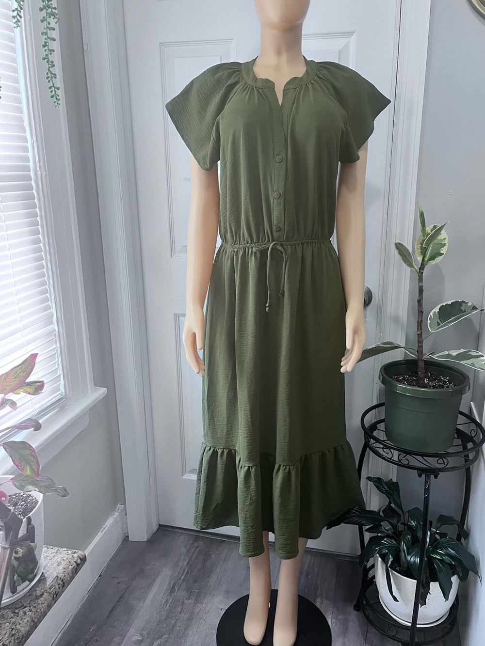 Olive Green Button-Front Midi Dress with Drawstring Waist